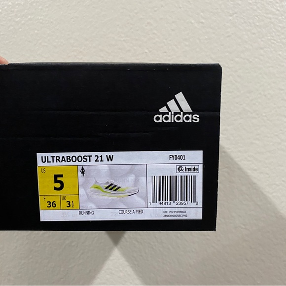 NEW! adidas Ultraboost 21 Women's Running Shoes Size 5 - Picture 8 of 8